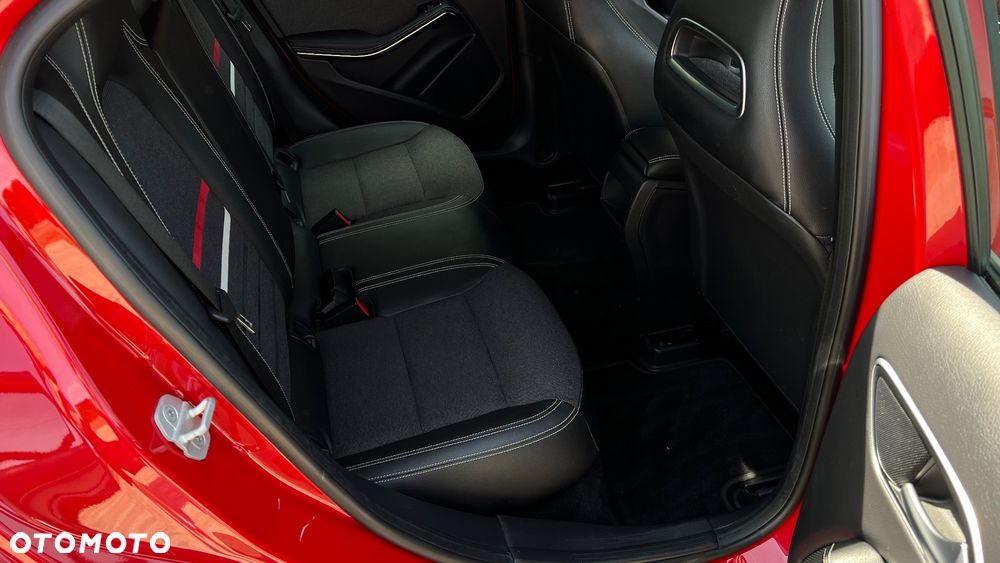Mercedes-Benz Klasa A 180 CDI AMG Line - 17