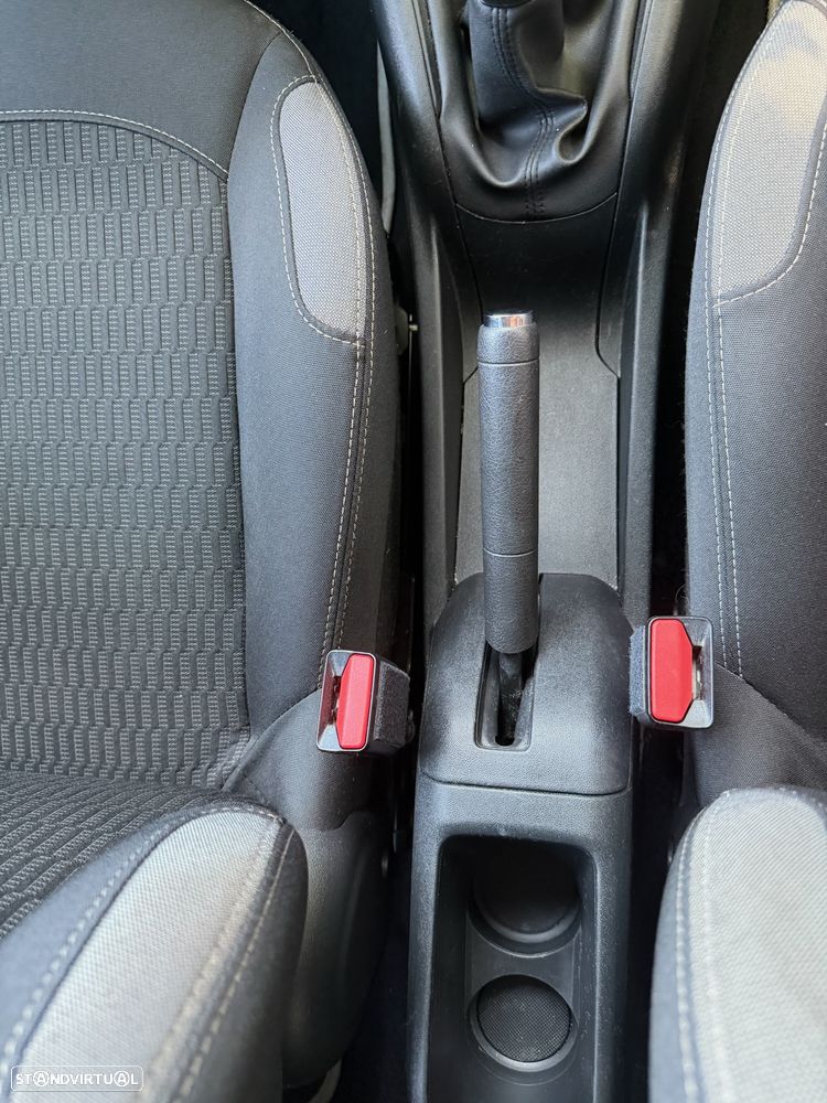 Peugeot 208 1.2 PureTech Style - 21