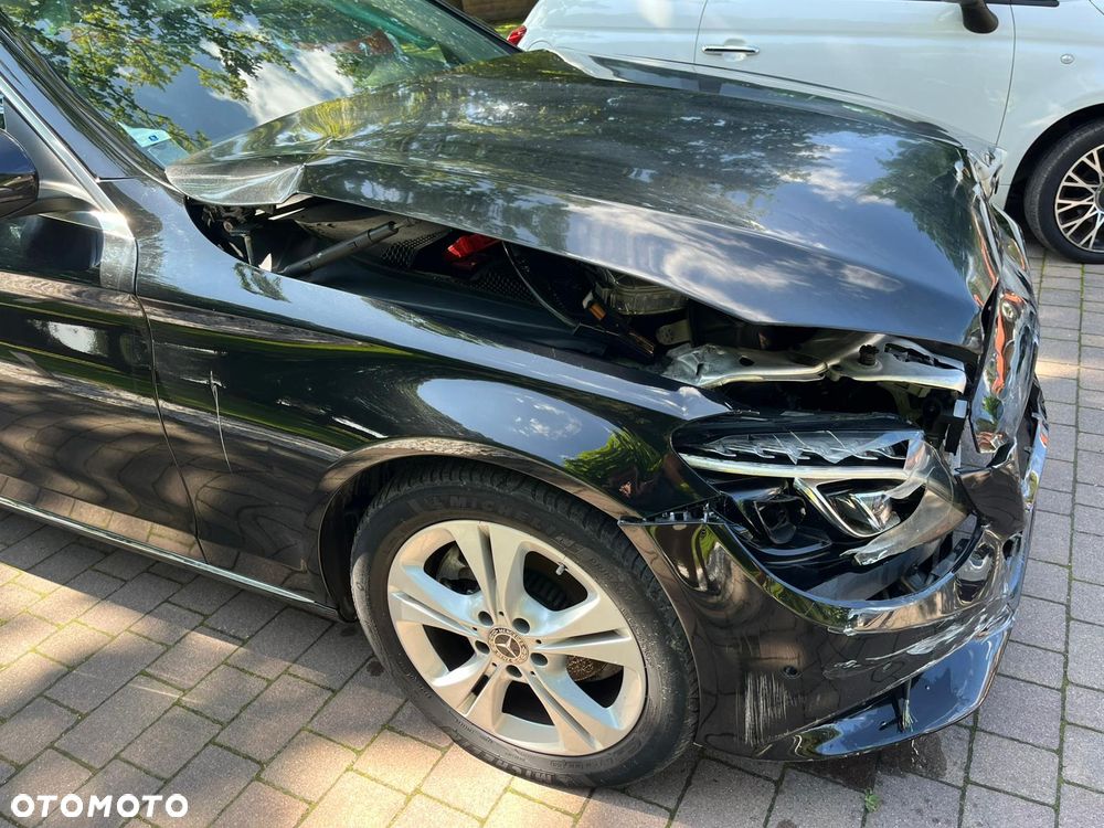 Mercedes-Benz Klasa C 220 (BlueTEC) d BlueEffICIENCY Edition 7G-TRONIC - 7