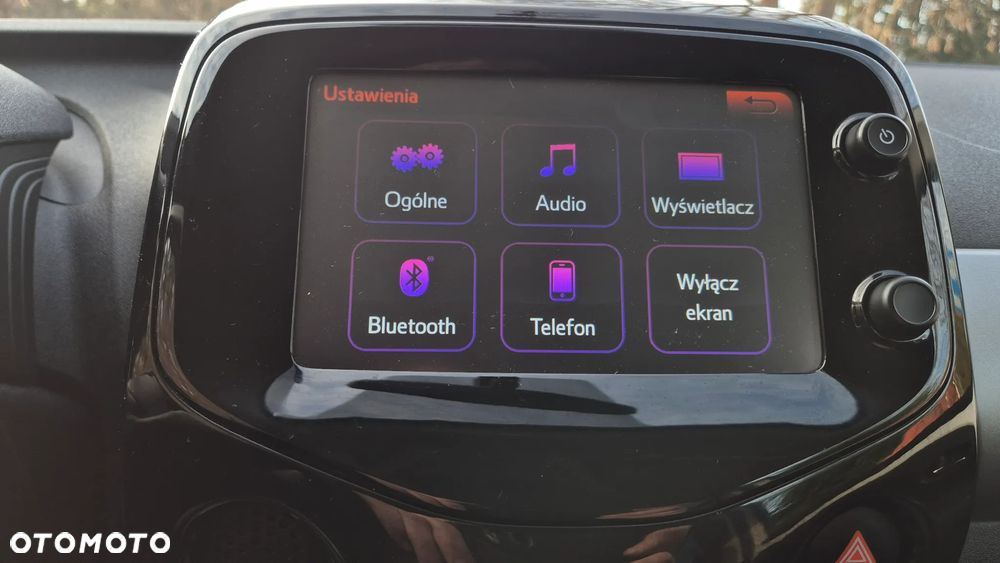 Peugeot 108 VTI 68 ETG5 Top Allure - 29