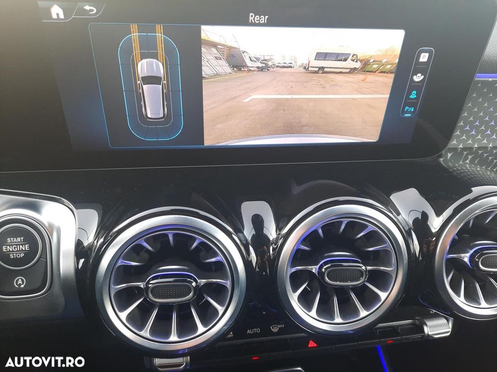 Mercedes-Benz GLB - 18