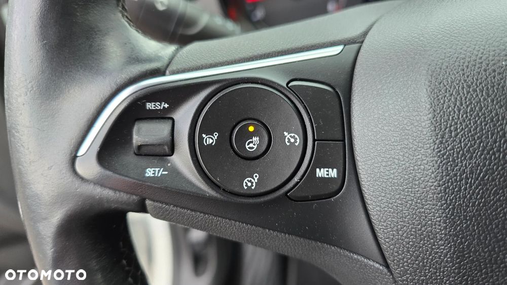 Opel Crossland X - 20