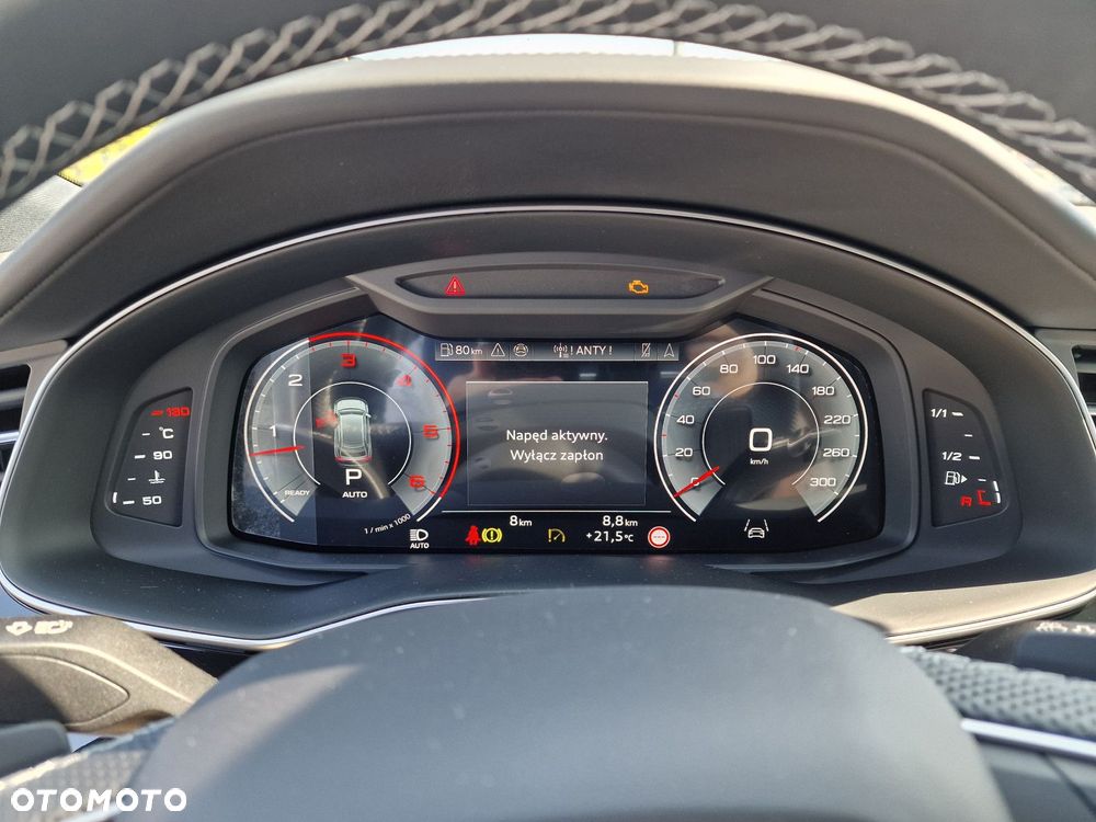 Audi Q8 - 18