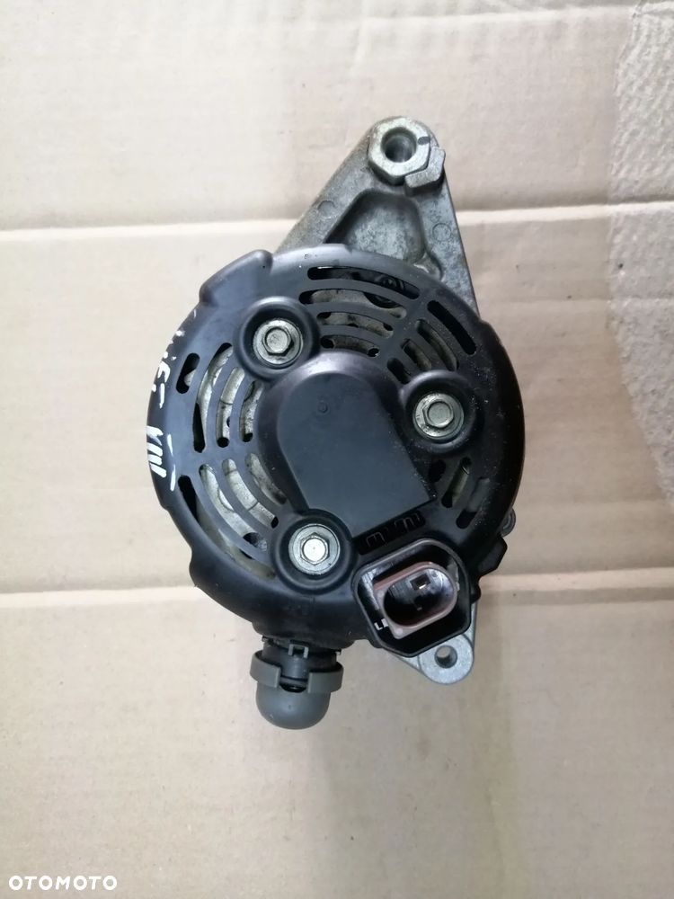 Suzuki Swift MK VIII 2017-2024r. 1.2 Dual-Jet alternator Denso 31400-81P0 104211-2300 - 8