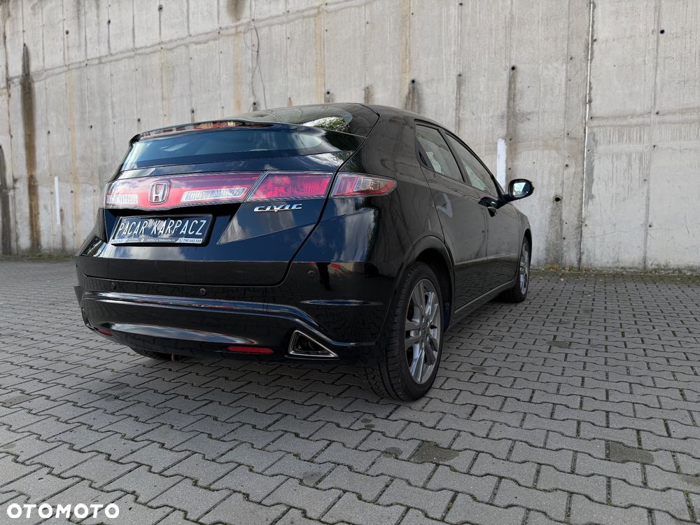 Honda Civic 1.8 GT Special Edition - 14