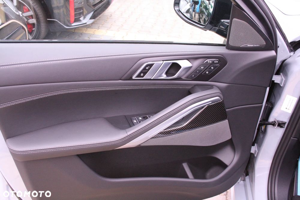 BMW X6 xDrive30d - 10