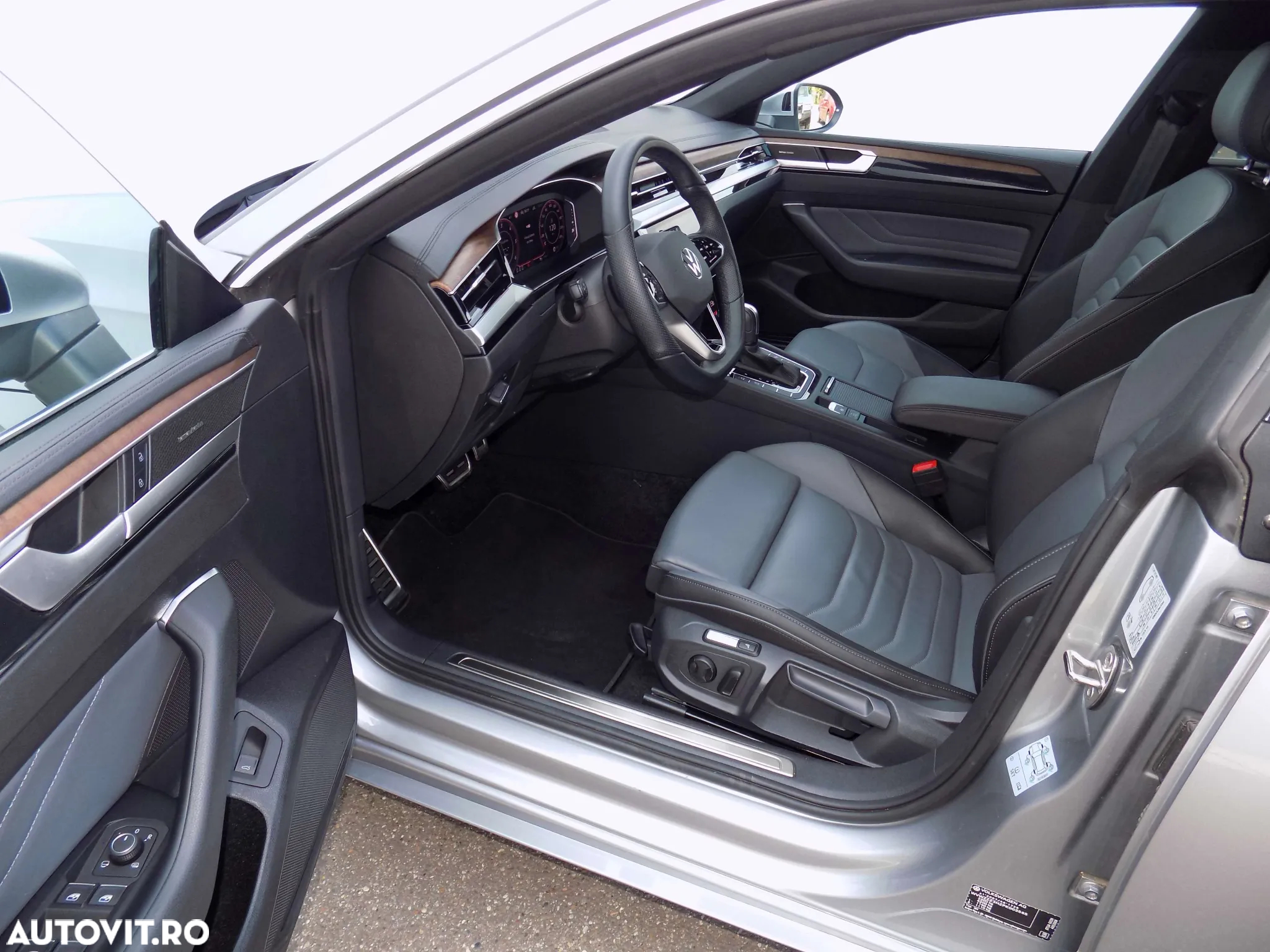 Volkswagen ARTEON Shooting Brake 2.0 TDI SCR DSG Elegance - 13