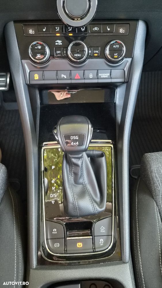 Skoda Karoq 2.0 TDI 4X4 DSG Style - 24