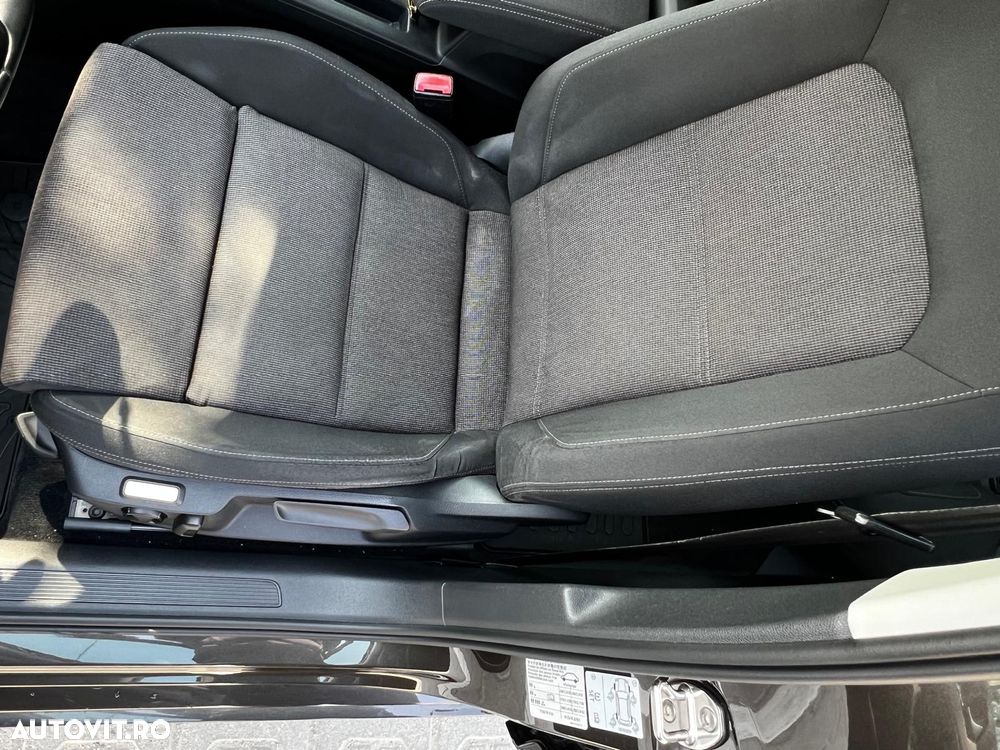 Volkswagen Passat 1.6 TDI (BlueMotion Technology) Comfortline - 24