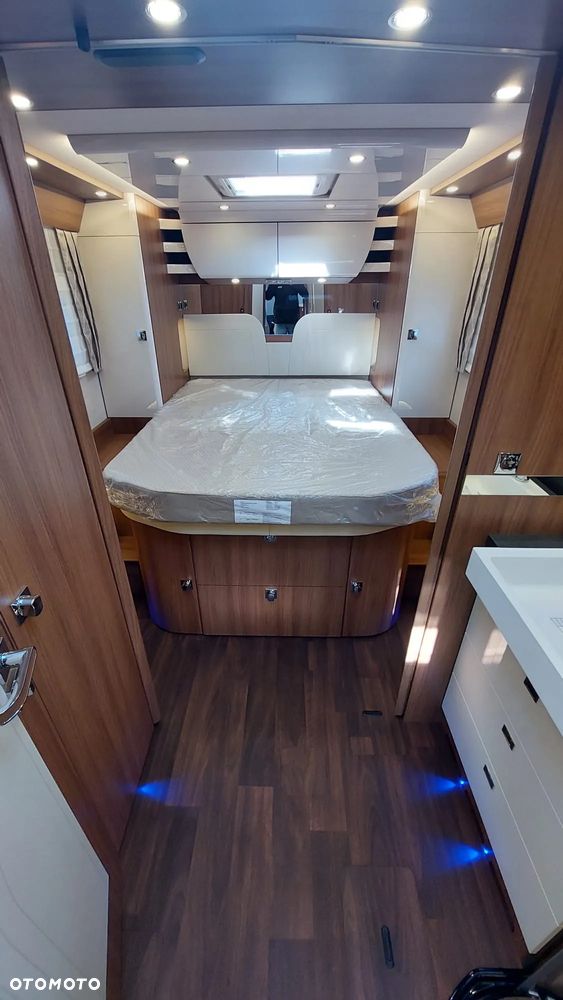 Carthago Chic E-Line I 64XL QB Silverline - 20