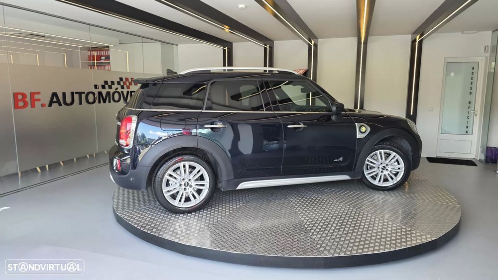 MINI Countryman Cooper SE ALL4 Auto - 7