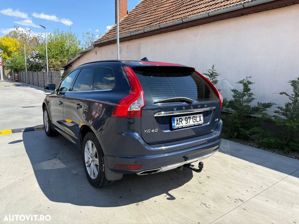 Volvo XC 60 D4 Geartronic Momentum - 9