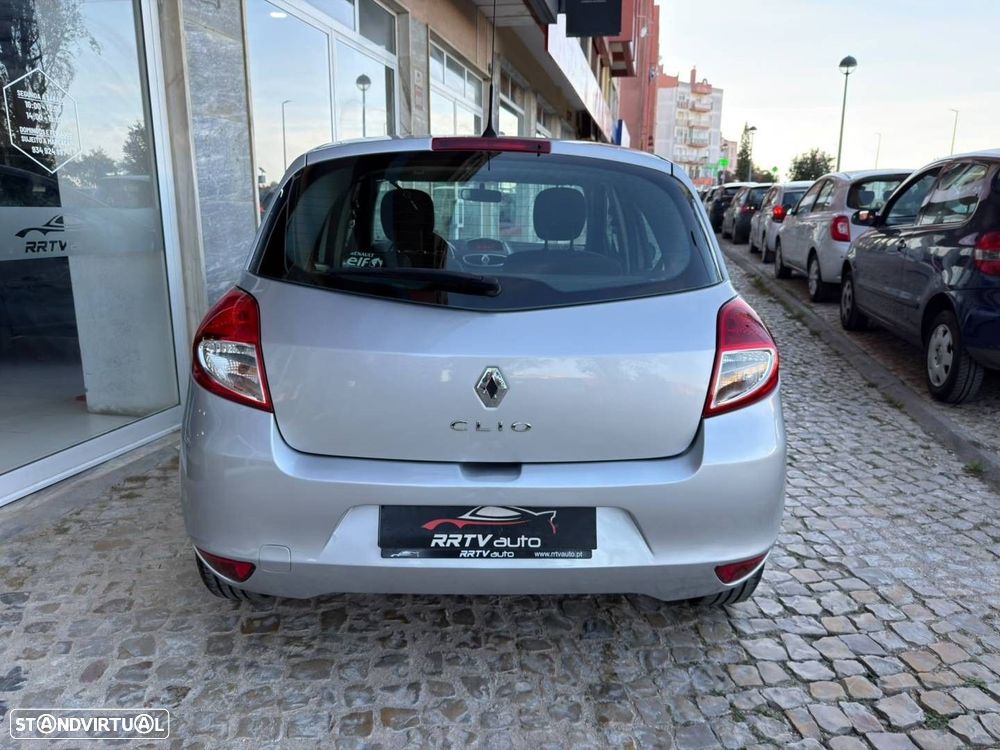 Renault Clio 1.2 16V Dynamique S - 13