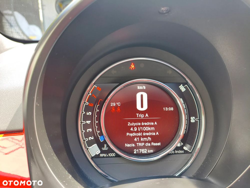 Fiat 500 1.0 Hybrid (RED) - 16