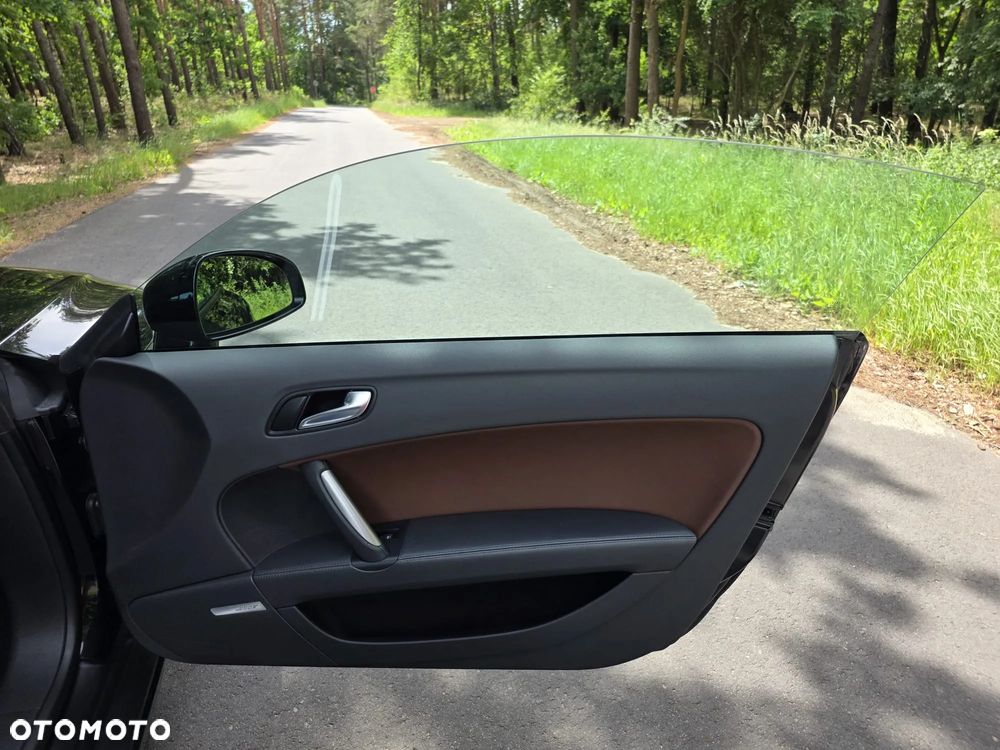 Audi TT Coupé 2.0 TDI Quattro - 23