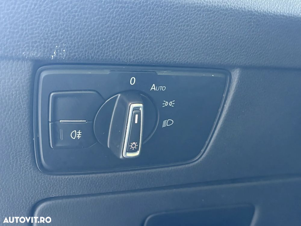 Volkswagen Passat 2.0 TDI Comfortline - 24