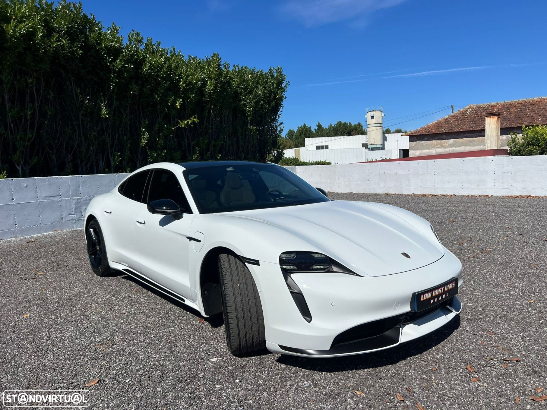 Porsche Taycan Turbo - 2