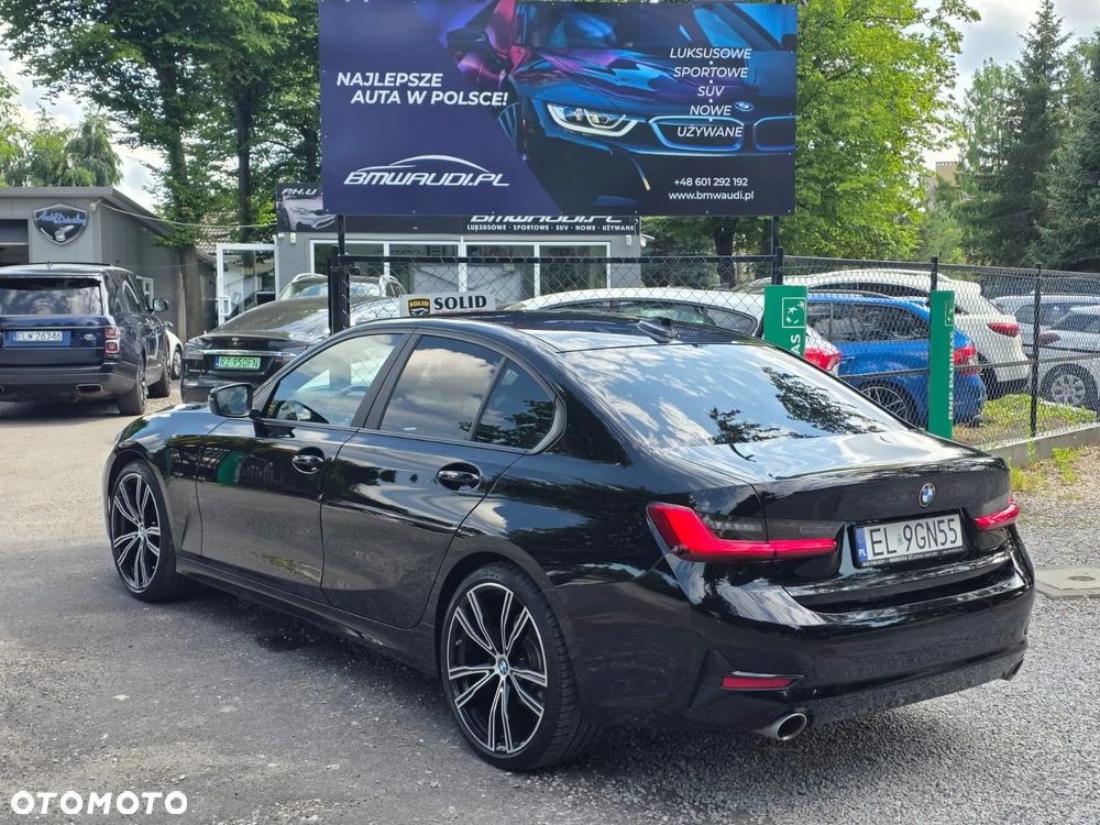 BMW Seria 3 318i Luxury Line - 10