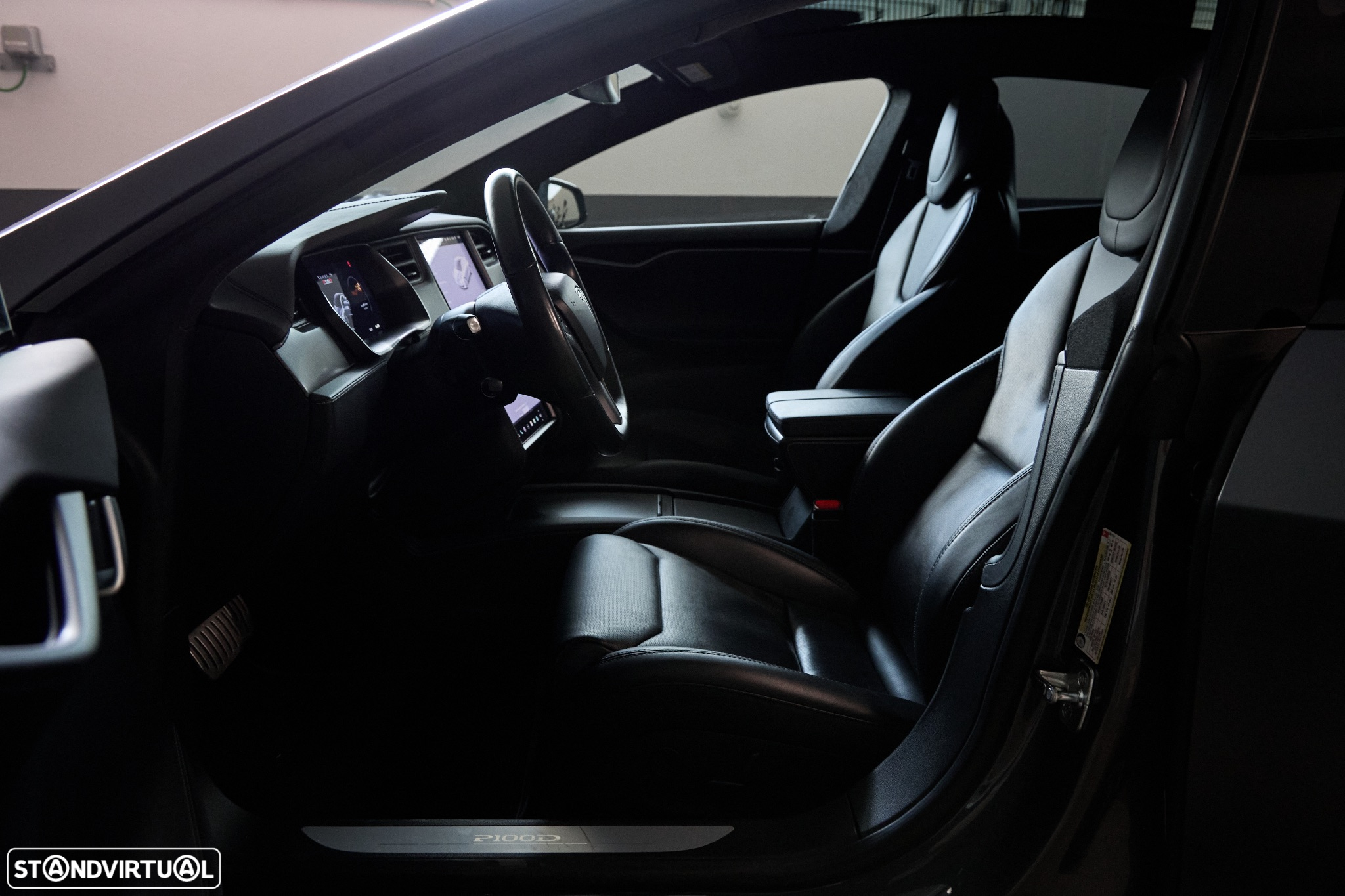 Tesla Model S P100D - 23