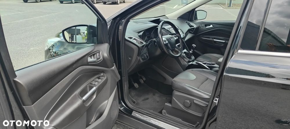 Ford Kuga 1.5 EcoBoost 2x4 Trend - 31