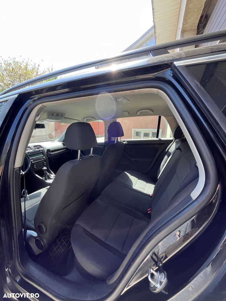 Volkswagen Golf 1.6 TDI DPF 4Motion Comfortline - 4