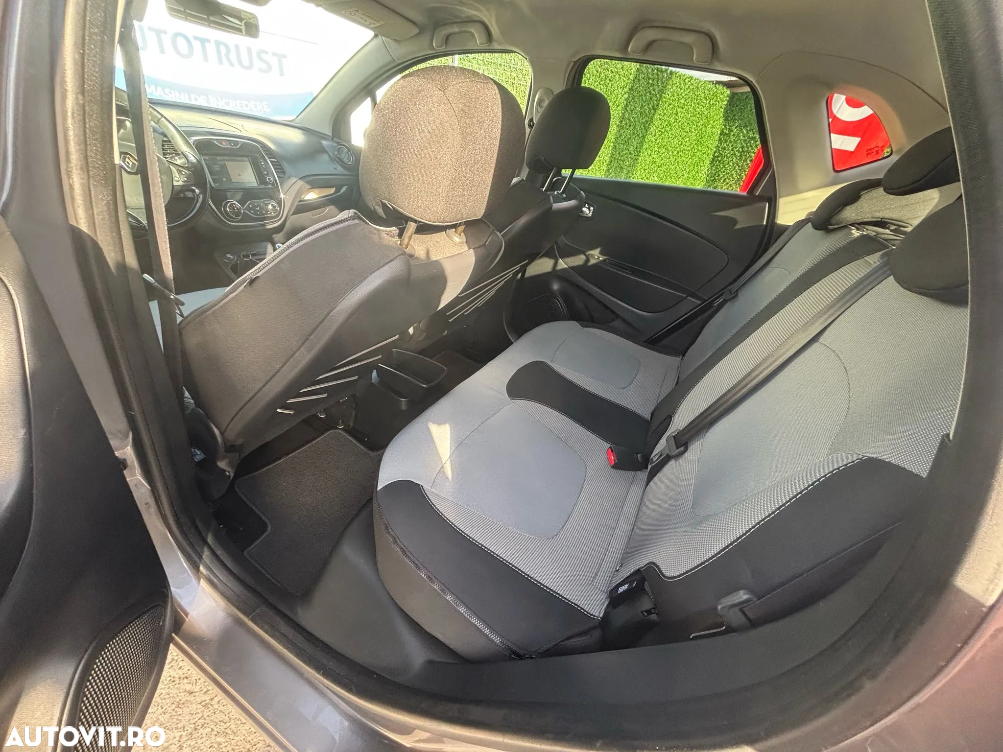 Renault Captur dCi Expression - 6