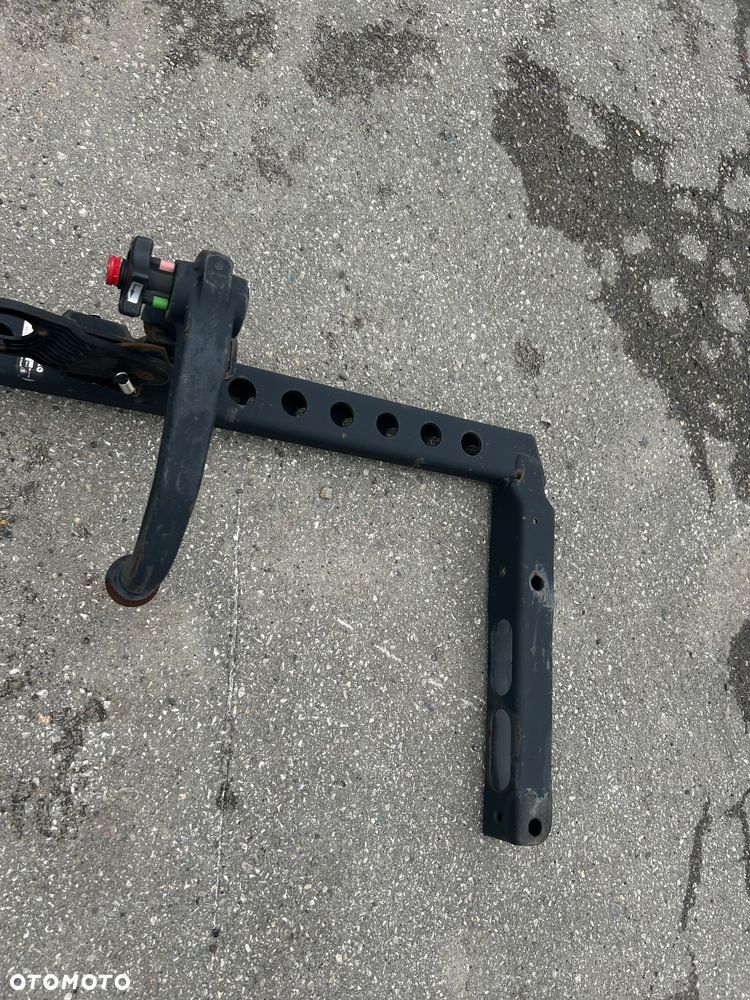 Audi A4 B8 hak holowniczy wpinany - 11