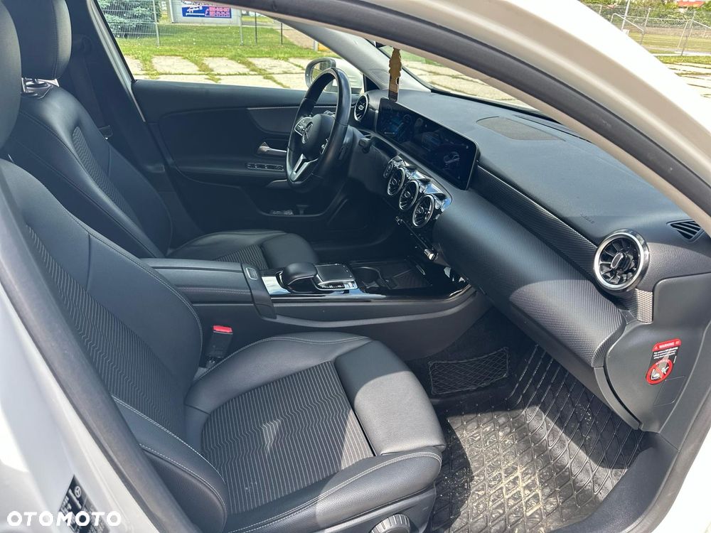 Mercedes-Benz Klasa A 180 d 7G-DCT - 12