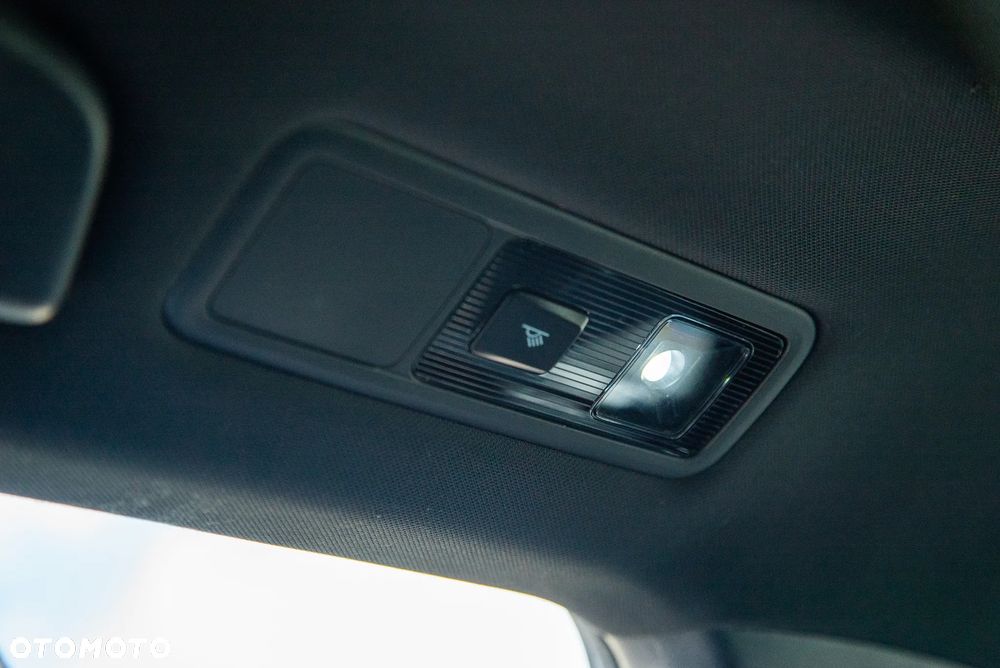 Volkswagen Golf 1.5 TSI EVO R-Line - 16