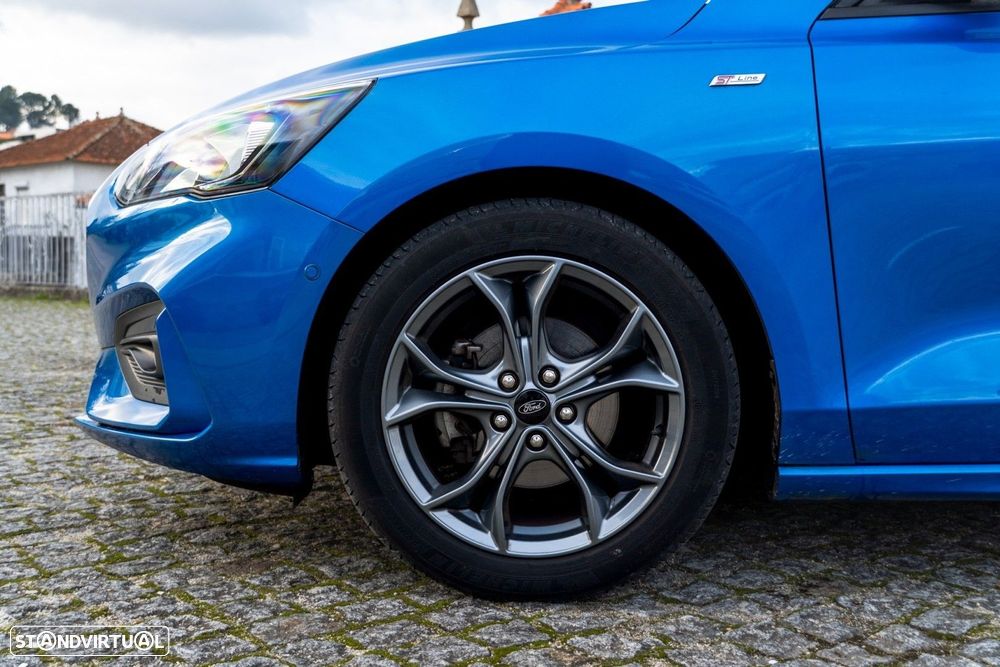 Ford Focus 1.0 EcoBoost MHEV ST-Line - 17