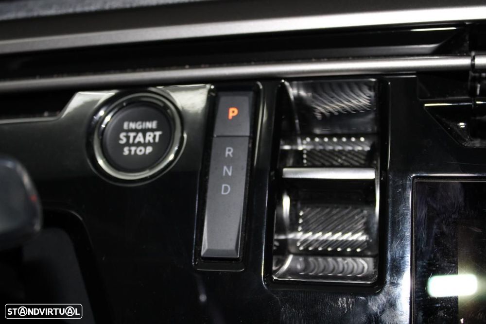 Peugeot E-3008 73 kWh GT - 20