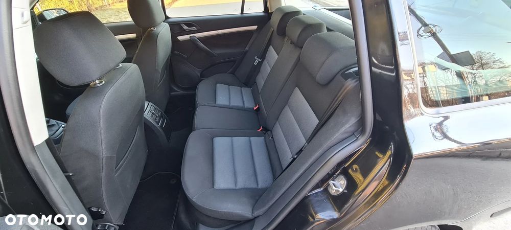 Skoda Octavia 1.6 Team Edition - 12