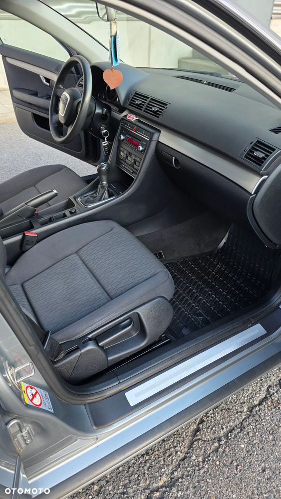 Audi A4 - 16