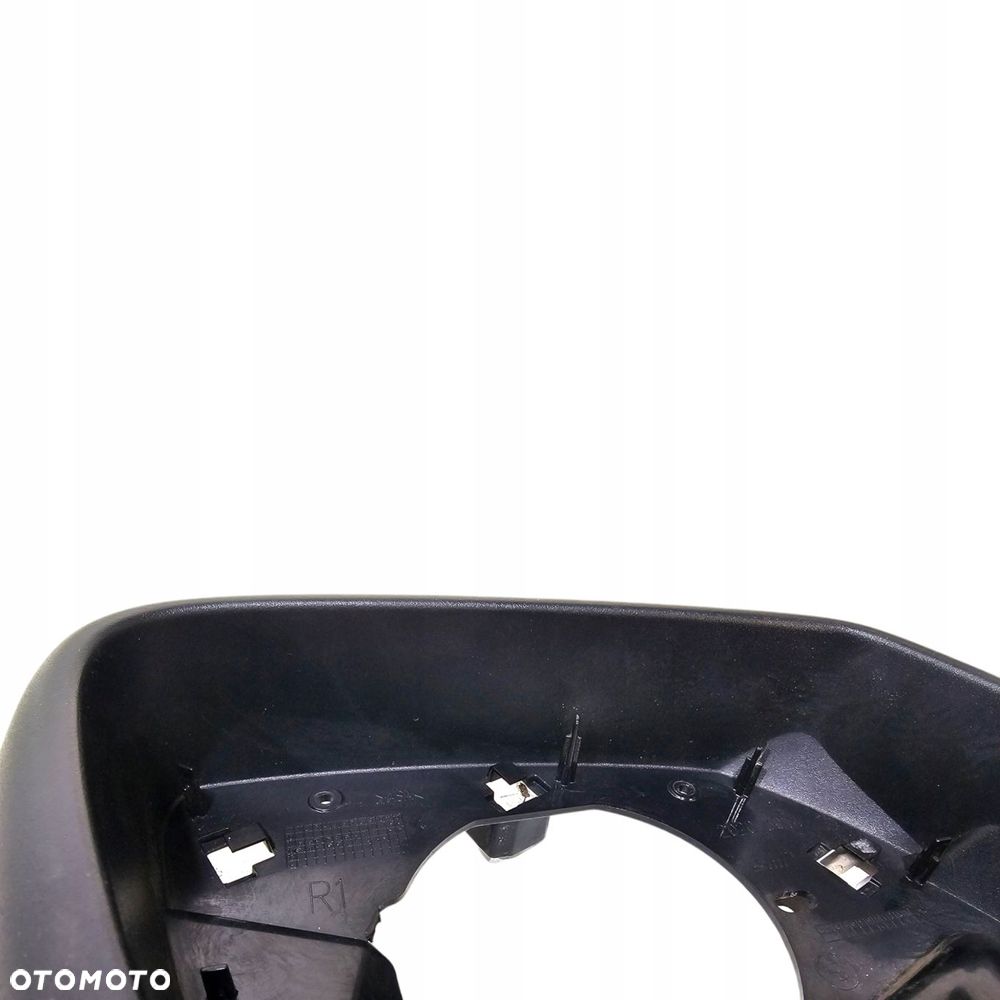 Bmw F20 F22 F30 F34 F32 F36 E84 Osłona Obudowa Ramka Lusterka Prawa 7284124 - 7