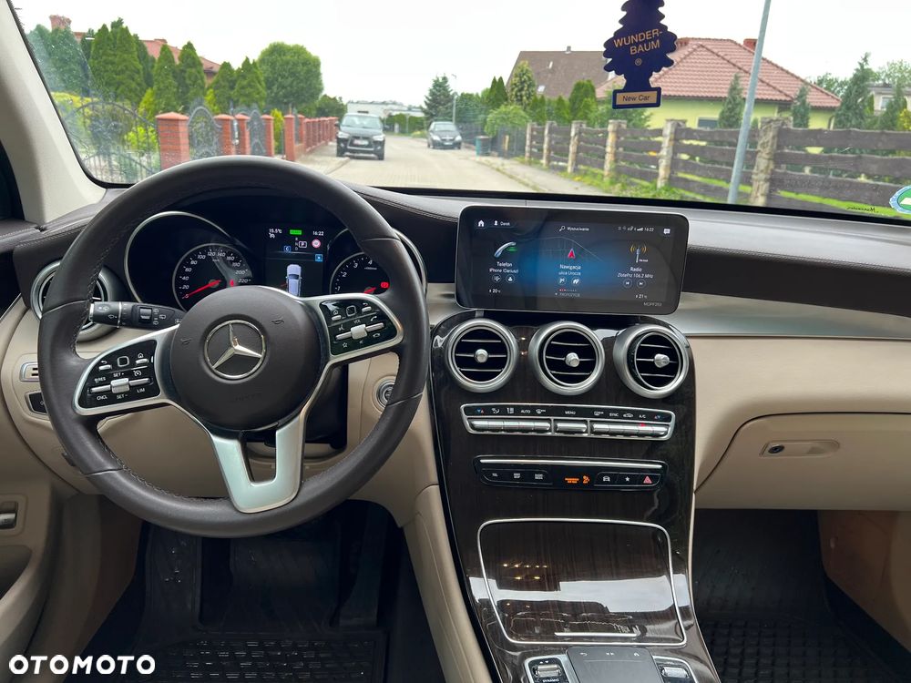 Mercedes-Benz GLC 200 4Matic 9G-TRONIC Exclusive - 12