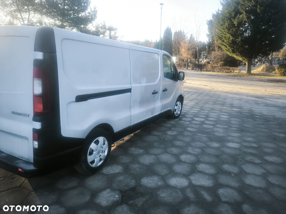 Renault TRAFIC - 9