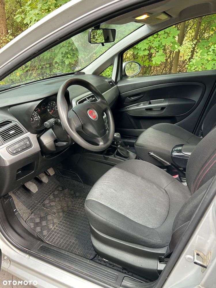 Fiat Punto - 16