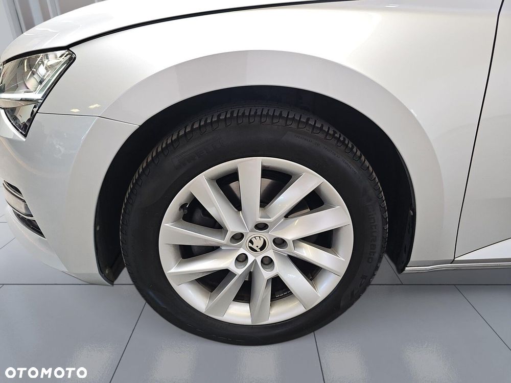 Skoda Superb 2.0 TDI SCR 4x4 Style DSG - 37