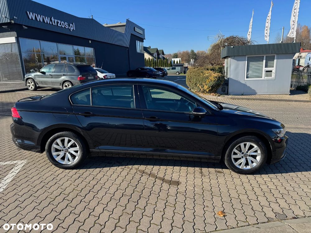 Volkswagen Passat 1.5 TSI EVO Elegance - 2