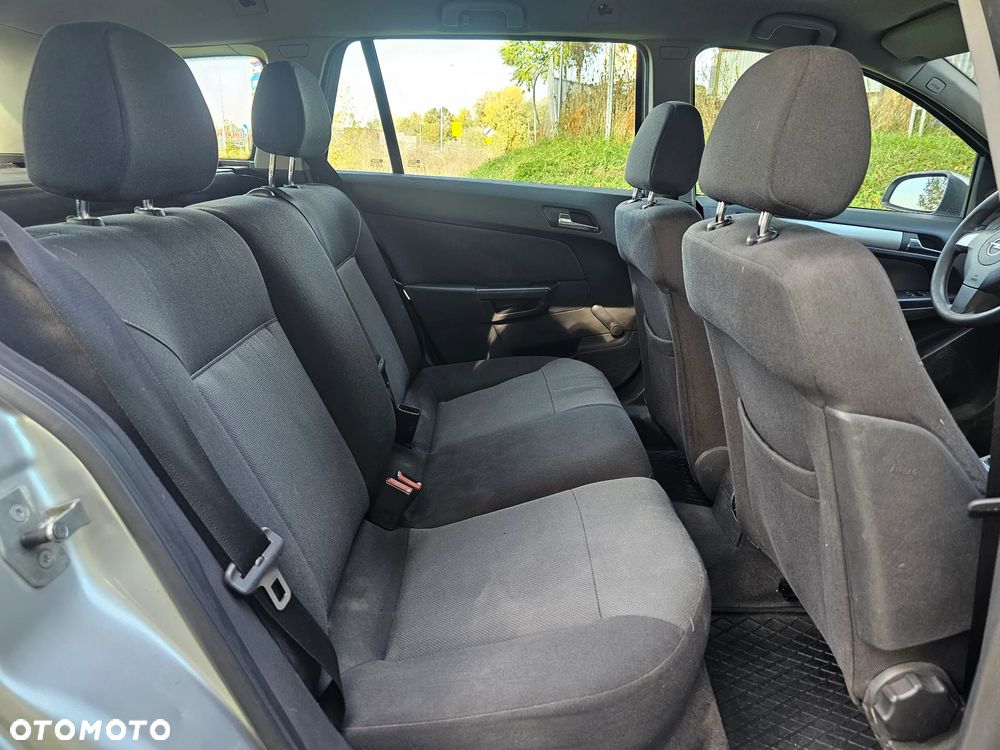 Opel Astra - 18