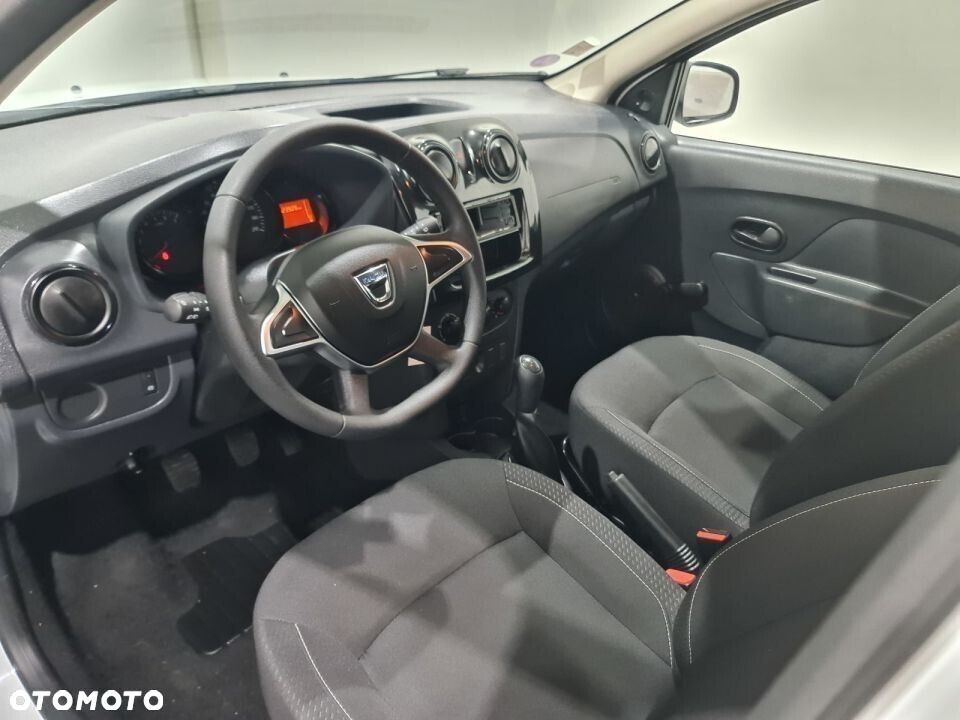 Dacia Sandero - 11