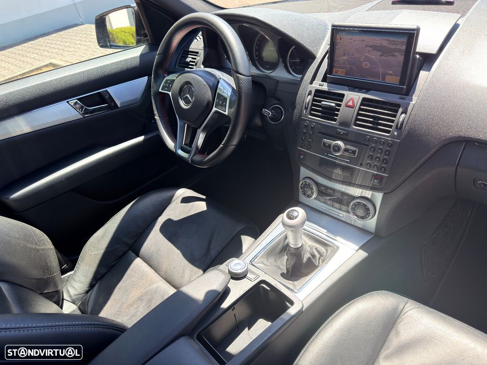 Mercedes-Benz C 220 Station CDI DPF BlueEFFICIENCY SPORT EDITION - 18