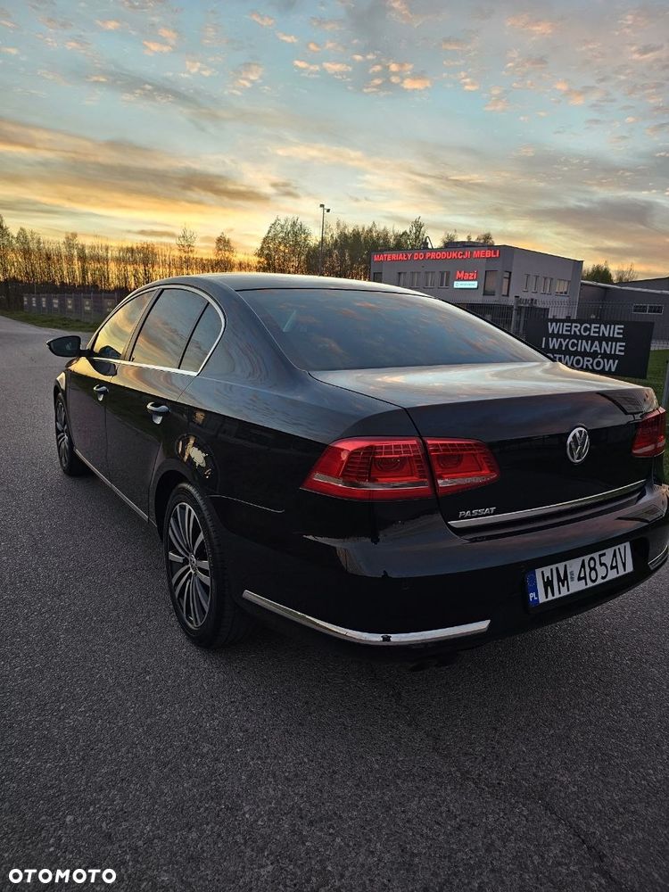 Volkswagen Passat 2.0 TDI Comfortline DSG - 27