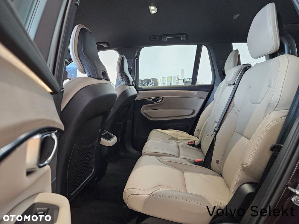 Volvo XC 90 - 30