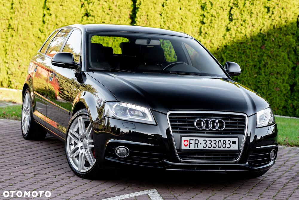 Audi A3 Sportback 2.0 TFSI S line Sportpaket - 4
