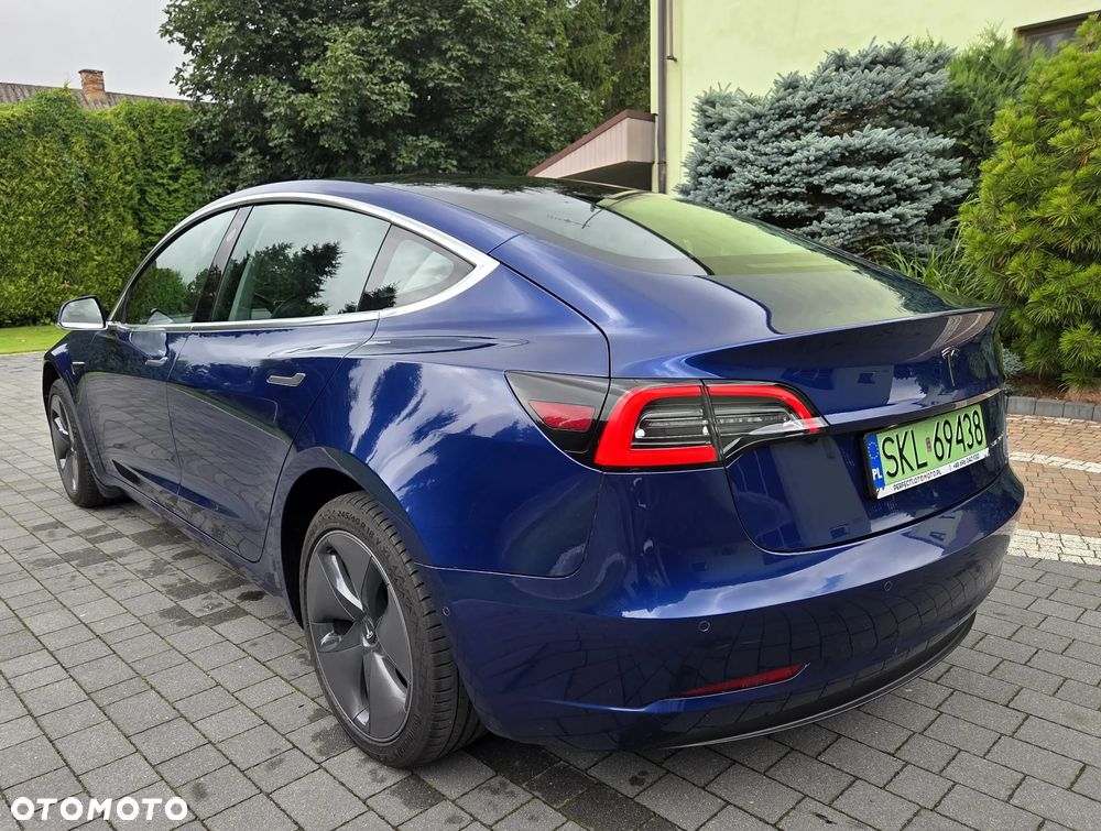 Tesla Model 3 Langstreckenbatterie Allradantrieb Dual Motor - 8