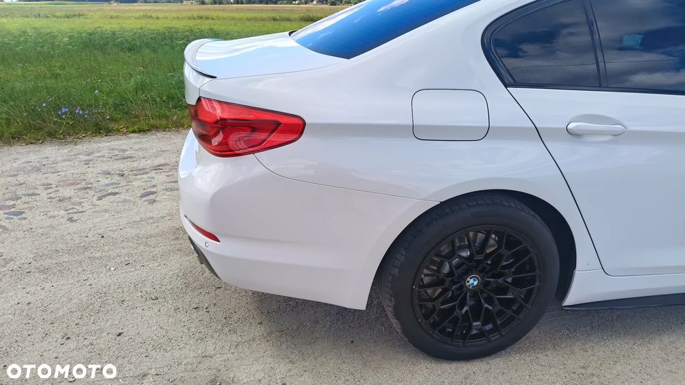 BMW Seria 5 520d xDrive Luxury Line sport - 6