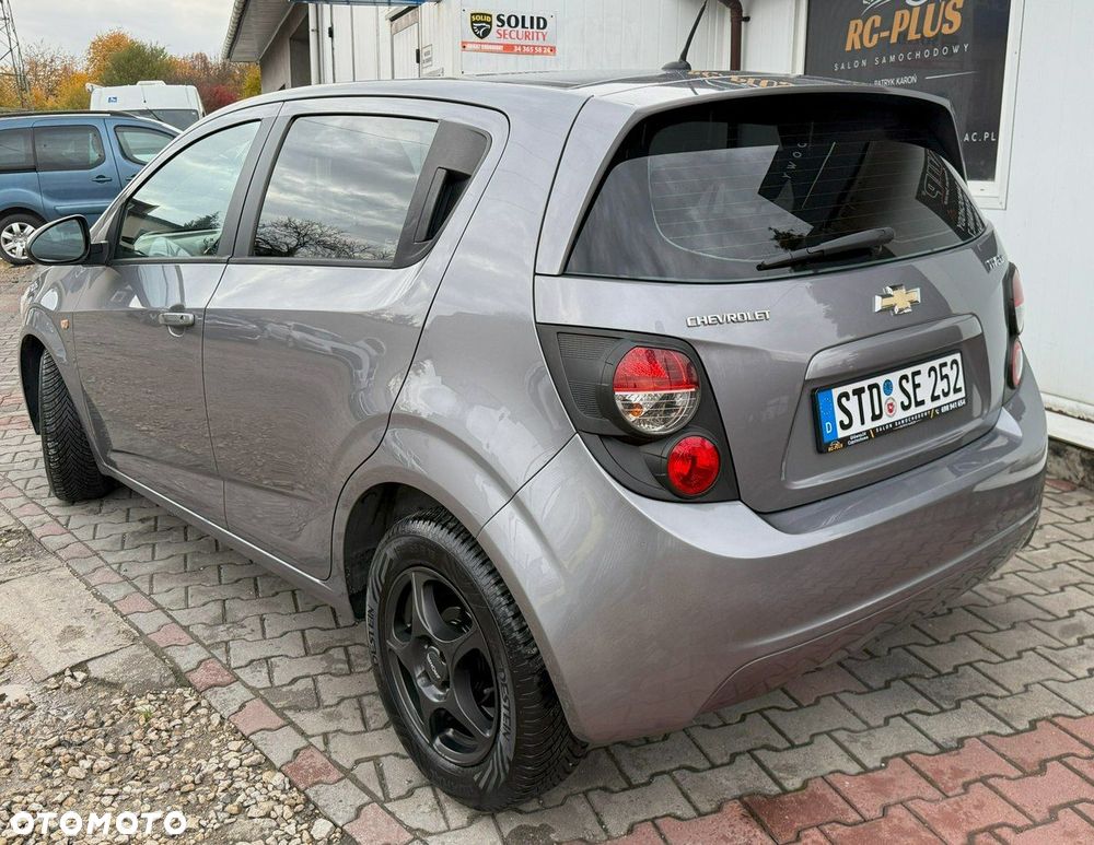 Chevrolet Aveo 1.2 LT - 5