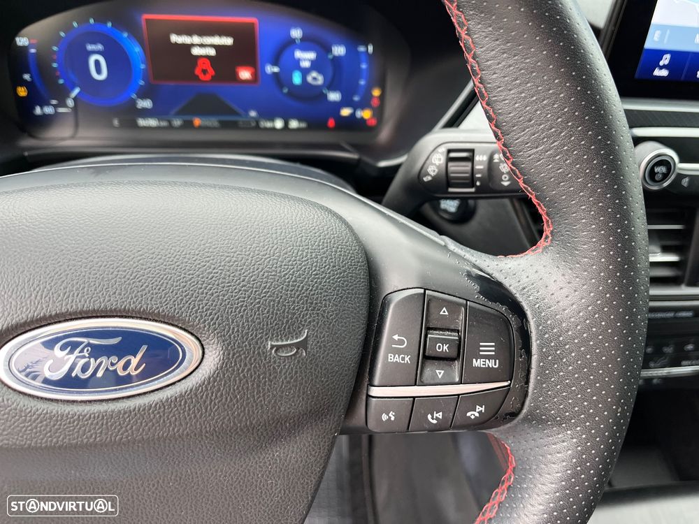 Ford Kuga 2.5 FHEV ST-Line - 29