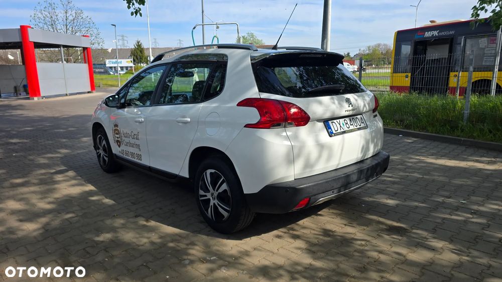 Peugeot 2008 1.2 Pure Tech Active - 7